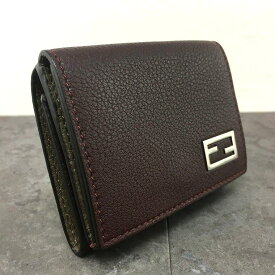 送料込み！ 極美品 FENDI 三つ折り財布 7M0280 バケット トライフォールド 180
