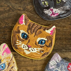 ナタリーレテ エンブロイダード キャットフェイス ポーチ【猫グッズ 猫雑貨 ネコ雑貨 プレゼント 女性 小物入れ グッズ 雑貨 ねこ 黒猫 おしゃれ かわいい 可愛い 化粧ポーチ コスメポーチ ミニサイズ 小さめ 猫の小物 猫好き 退職 引っ越し 公式】