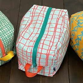 Goma(ゴマ) Pouch(ポーチ) L【化粧ポーチ コスメポーチ 大容量 大きめ 小物入れ トラベルポーチ 軽量 可愛い 雑貨 おしゃれ かわいい おむつ入れ オムツ入れ オムツ入れポーチ】