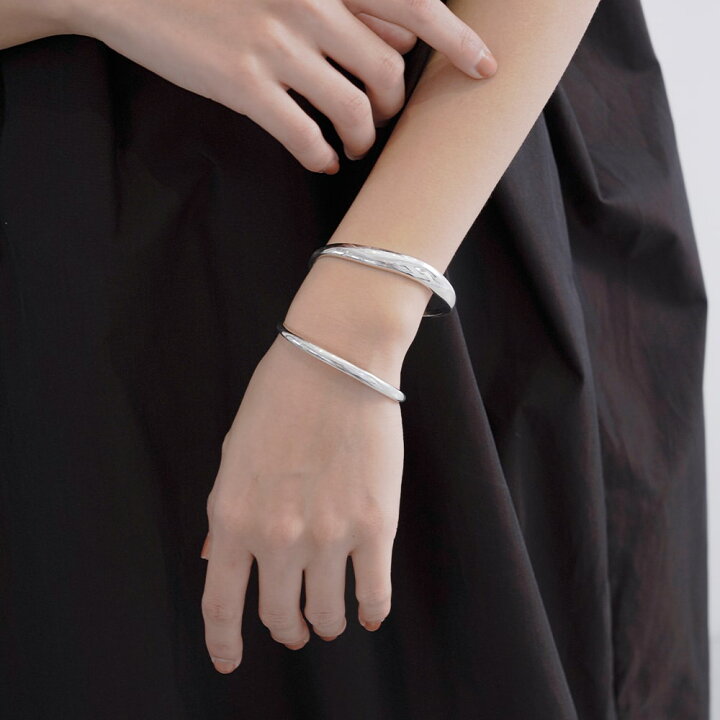 ジャミレイシルバー jamiray バングル ADAM ET ROP FEMME アダム エ ロペ ファム JAMIRAY SHELL BANGLE アクセサリー バングル リストバンド 通販 J aDoRe JUN ONLINE メンズ・レディースのファッション通販