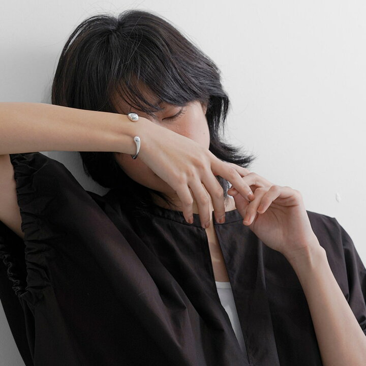 ジャミレイシルバー jamiray バングル ADAM ET ROP FEMME アダム エ ロペ ファム JAMIRAY SHELL BANGLE アクセサリー バングル リストバンド 通販 J aDoRe JUN ONLINE メンズ・レディースのファッション通販