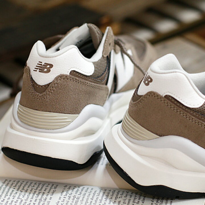 楽天市場】【日本正規取扱店】 new balance M5740 ESB (BROWN 