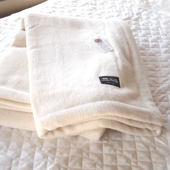 楽天市場】タッサ―シルクブランケット シングルサイズ シルク毛布 沙羅