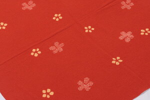 日本製 風呂敷 92 センチ 正絹 大縮緬 絞り 赤 梅 模様 刺繍 ふろしき 高級 風呂敷 大判 サイズ 風呂敷 着付け小物 草履 下駄 帯 日本伝統 エコバッグ 持ち運び 和装小物 和装 和服 着付け小物