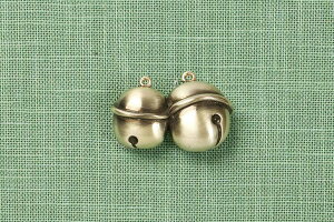 帯留め 真鍮 鈴 帯留 新品 帯どめ 金具 帯止め おしゃれ 大原商店 手作り 訪問着 着物 小物 和装小物 和雑貨 付下げ 小紋 無地 紬 着物用 きもの用 かわいい ブローチ アクセサリー 飾り 着付