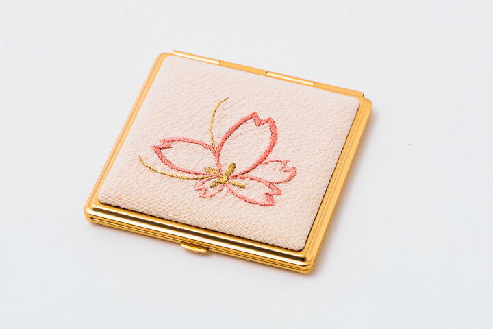 楽天市場】刺繍入り コンパクト 中井まり 作家 コンパクトミラー 鏡 