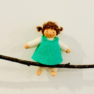 AuVEXh[@Êǂ@GIRLi΂̃s[Xj@Ambrosius doll@[}jA@~j`Ah[@ςݖ؁@CeA@OX@IXgnC}[
