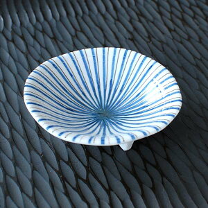 京十草 三ツ足33鉢 / 食器 皿 小皿 薬味皿 しょうゆ皿 三ッ足鉢 営業用食器 あす楽