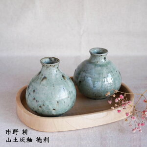 sk@RyD  2턠Ƃ   { Ē   JtF { Ƃ