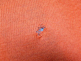 ニット修理　セーター修理　手直し穴修理　穴1箇所0.5センチ〜1センチまで