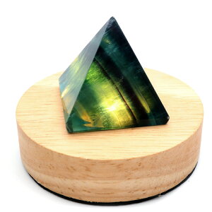 フローライト ピラミッド LEDライト付き 癒し グッズ 空間 幻想的 照明 手のひらサイズ 1点もの レインボー 蛍石 パワーストーン 天然石