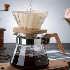 コーヒーメーカー 木製ハンドル付き 20オンス ホウケイ酸 ガラスコーヒーポット ハンドドリップ シェアリングポットフィルター漏斗 ポータブル コーヒーメーカー用品 ベース付き