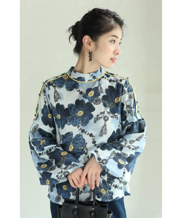 楽天市場 再入荷 6 12時 時 S L対応 肩に流れるアクセントボタンの花柄ブラウストップス Cawaii