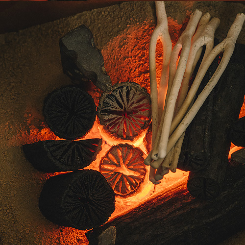 楽天市場】茶の湯炭(菊炭)専門の窯元 国東製炭の 炉用 単品炭 胴炭 小
