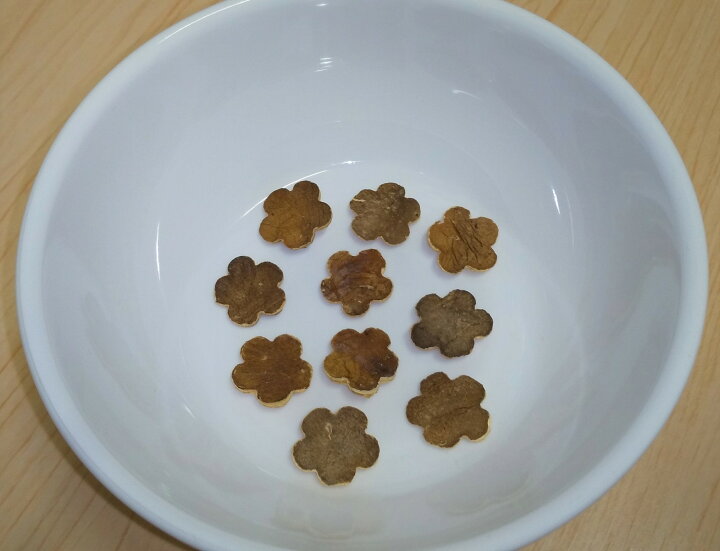 楽天市場 花形椎茸0ｇ ひな祭り ちらし寿司 送料無料 希少品 飾り椎茸 茶碗蒸し 節分 恵方巻 ちらし寿司 煮物 保存しやすいチャック袋 しいたけ 乾燥椎茸 シイタケ 大道貿易 楽天市場店