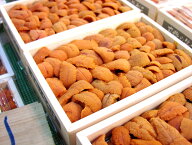 寿司屋が使う「木箱」に入った生うにがお買い得！このお値段での最終出荷日は5/1金！木箱入りの生うに(北…