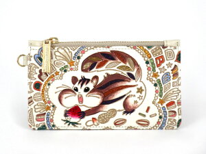 【可愛い皮革伝統工芸 文庫屋「大関」】くいしんぼリス すっきりカードケース