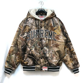 Supreme x Mitchell & Ness Lined Hooded Satin Varsity Jacket Realtree AP Camo シュプリーム x ミッチェルアンドネス ラインド フーデッド サテン バーシティジャケット リアルツリー AP カモ Sサイズ【中古】