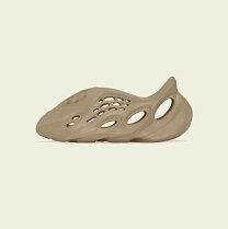 楽天市場】yeezy foam runnerの通販