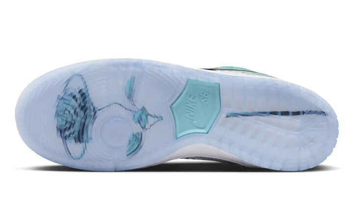 楽天市場】APRIL SKATEBOARDS Nike SB Dunk Low Pro QS White and  