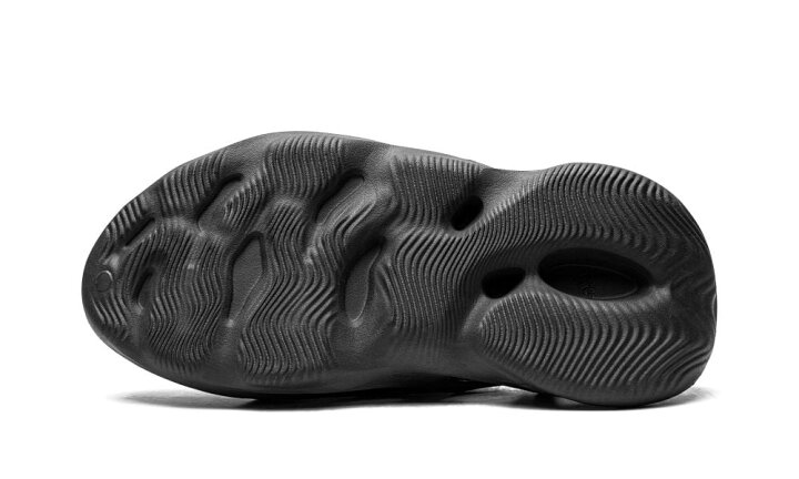 楽天市場】adidas イージー フォーム ランナー Yeezy Foam Runner 
