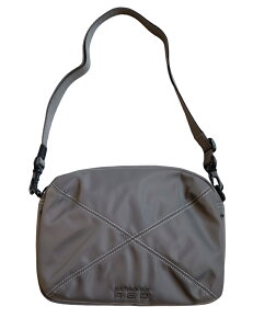 �y���[�J�[3�N�ۏ� �������K�i�zSamsonite RED �T���\�i�C�g ���b�h �V�����_�[�o�b�OS ���b�Z���W���[�o�b�O �A�[�o���U�b�N Urban Zac Shoulder Bag S �����Y �M�t�g 2026 ���f�B�[�X �ʊw �ʋ� �u���b