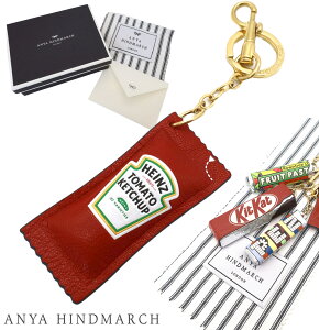 ANYA HINDMARCH �A�j���n�C���h�}�[�` �uHeinz Tomato Ketchup�v �`���[�� �n�C���c �g�}�g�P�`���b�v �A�N�Z�T���[ �L�[�z���_�[ 5050925 193757 Anya Brands Charm Ketchup in Red Shiny Capra ��̓� �M�t�g 2026