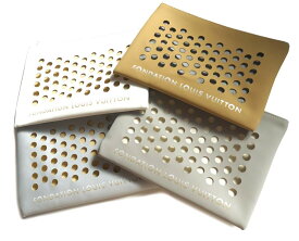 パリ限定！LOUIS VUITTON ポーチ ルイヴィトン美術館 クラッチバッグ 小物入れ 通帳ケース コインケース リサイクル素材 FONDATION LOUIS VUITTON フォンダシオンルイヴィトン パリルイヴィトン財団 美術館