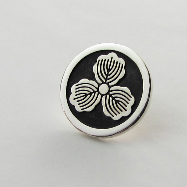 楽天市場 送料無料 家紋ネジバッジ カフス 家紋名不明でも大丈夫 カフリンクス カフスボタン 父の日 敬老の日 結婚式 披露宴 ギフト クリスマス プレゼント 退職祝 還暦祝 記念品 名入れ クリスマス 叙勲祝 令和元年記念 和柄 2w オーガニックシルバー