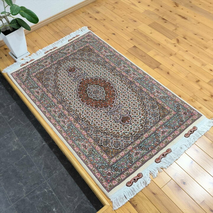 楽天市場】ペルシャ絨毯 【本物イラン産】 タブリーズ産 マヒデザイン 