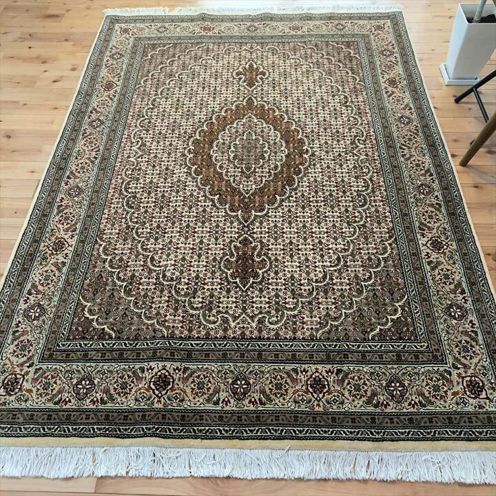 楽天市場】ペルシャ絨毯 【本物イラン産】 タブリーズ産  