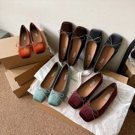 スクエアトゥパンプス フラットスクエアパンプス レディース スクエアトゥ リボン スエード風パンプス スエード風シューズ ぺたんこシューズ ぺたんこパンプス フラット ぺたんこ シューズ パンプス 歩きやすい 履きやすい 疲れにくい 美脚 脚 韓国 オルチャン