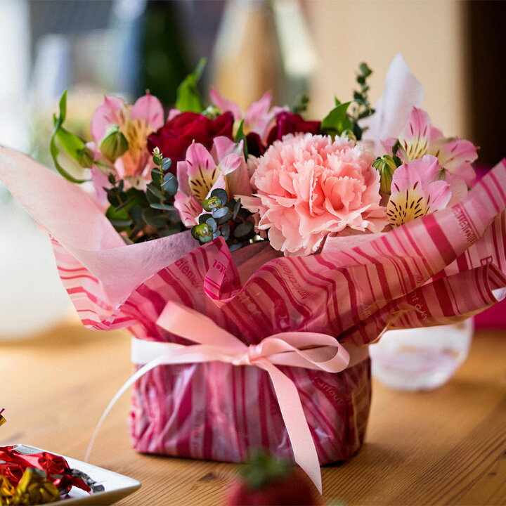 楽天市場 遅れてごめんね 母の日 ワイン シャンパン 赤ワイン 花 ギフト フラワー 母の日 父の日 ペアギフト プレゼント フランス ハーフボトル 辛口 375ml 2本 セット マキシム ド パリ フラワーアレンジメント 生花 赤 ピンク バラ カーネーション 女性 お母さん 楽天市場 遅れてごめんね 母の日 ワイン シャンパン 赤ワイン 花 ギフト フラワー 母の日 父の日 ペアギフト プレゼント フランス ハーフボトル 辛口 375ml 2本 セット マキシム ド パリ フラワーアレンジメント 生花 赤 ピンク バラ カーネーション 女性 お母さん