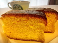 オリジン究極のナポレオン・ブランデーケーキ(賞味期限が一年も持つのが特徴！）