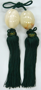 ■ オニキス風鎮玉子型 (房緑) ■【当日出荷可能】