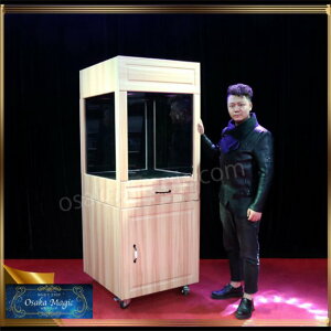 V[P[XX[C[W`Showcase Thru Illusion`