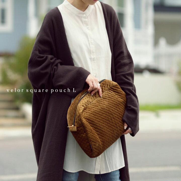 楽天市場 ベロア 大きめ ポーチ クラッチ 小物入れ 着替え 化粧ポーチ Ipad バッグ 母の日 プレゼント 実用的 スクエアポーチ ミニマリスト ステッチ キャメル ネイビー ブラック ナチュラル ストラップ付き 旅行 雑貨 レディース メンズ おしゃれ 誕生日 お祝い Spice