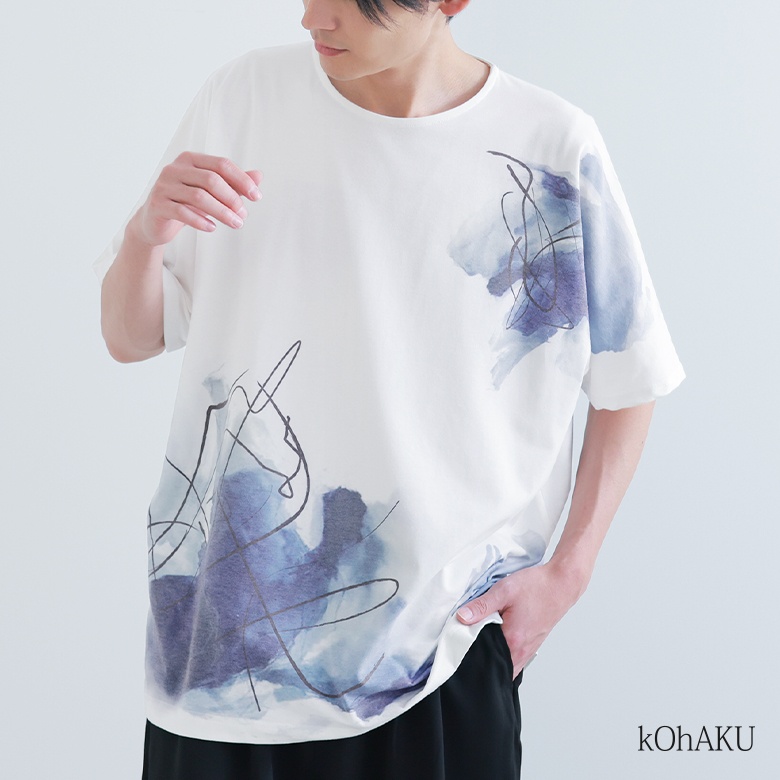 新品・kOhAKU（オシャレウォーカー）・ペイント風デザインシャツ
