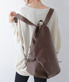 【11/11 1:59迄ほぼ全品20%OFF】A4 リュック デイパック レディース バッグ かばん 合皮 ユニセックス ペア シンプル 通勤 通学 日帰り【メール便不可】【100】