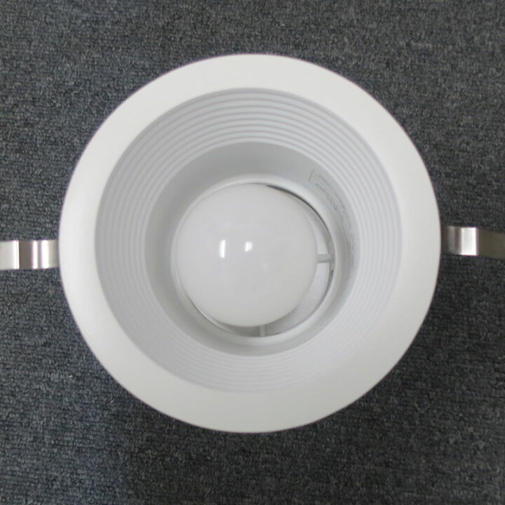 楽天市場】【中古】 Panasonic(パナソニック) NNN61523W LED電球付き  