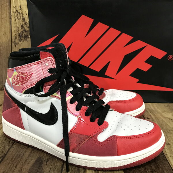 【送料無料】SPIDER MAN × NIKE AIR JORDAN 1 RETRO HIGH OG SP Spider-Man:Across the Spider-Verse/University Red ナイキ スニーカー【中古】 【004】