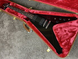 【送料無料】Gibson / 80s Flying V Ebony【新品】【楽器/エレキギター/Gibson/ギブソン/80s Flying V/エイティーズ/フライングV/2023年製/純正ハードケース付き】