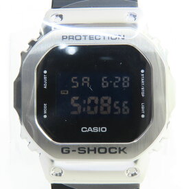【未使用】CASIO カシオ G-SHOCK メタルカバード GM-5600U-1JF クオーツ 腕時計