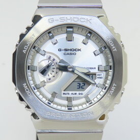 CASIO カシオ G-SHOCK GM-2110D-7AER クオーツ 腕時計 海外モデル ※中古　