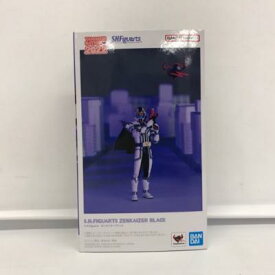 S.H.Figuarts ゼンカイザーブラック 「暴太郎戦隊ドンブラザーズ」【中古】ホビー 特撮 51H08903985