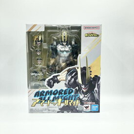 【中古】未開封)バンダイS.H.Figuarts アーマード・オールマイト[66]