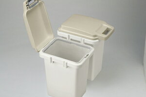 【ゴミ箱 】おしゃれ キッチン 33リットル 分別 フタ付き ダストボックス におい漏れ防止 におい パッキン 北欧 シンプル ホワイト サビロ ワンハンドペール