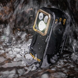 Olight �I�[���C�g Oclip Pro S LED ���C�g �����v �����d�� �ŋ� ���� �[�d�� �t���b�V�����C�g IPX6�h�� 600���[���� �n���Y�t���[ �N���b�v���C�g �A�j�T�L�X �����̏W UV���C�g RGB���C�g ���O����