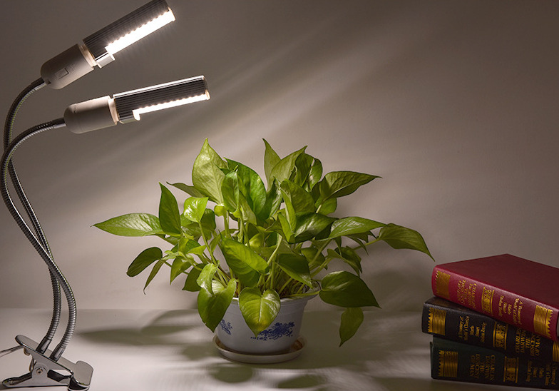 植物育成ライト おしゃれ 5段階調光 360°角度や高度調節可能 クリップ式 ショップ 室内栽培ライト USB
