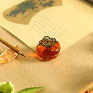文鎮 柿モチーフ 縁起物 柿の開運文鎮 クリスタルガラス製 書道 初心者 学生向け ペーパーウェイト 書斎用 おしゃれなデスク飾り 置物